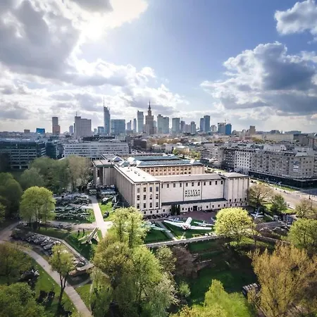 Aircondition Orange 4 Metro 65'tv Fast Wifi Netflix Hbo Appletv 아파트