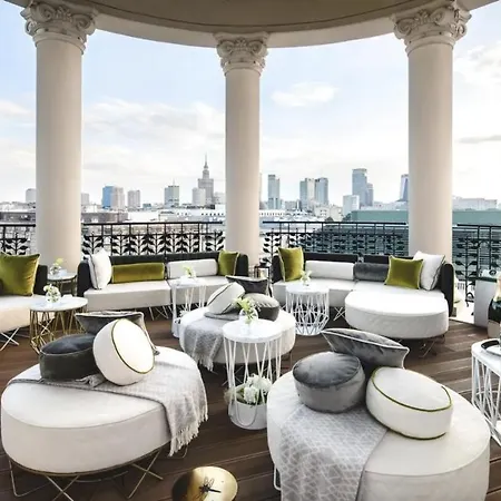 公寓 Aircondition Orange 4 Metro 65'tv Fast Wifi Netflix Hbo Appletv