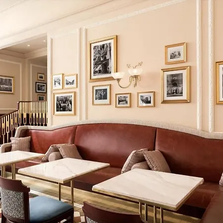 Aircondition Orange 4 Metro 65'tv Fast Wifi Netflix Hbo Appletv 公寓