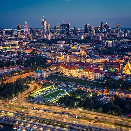 Apartman Aircondition Orange 4 Metro 65'tv Fast Wifi Netflix Hbo Appletv Varsó